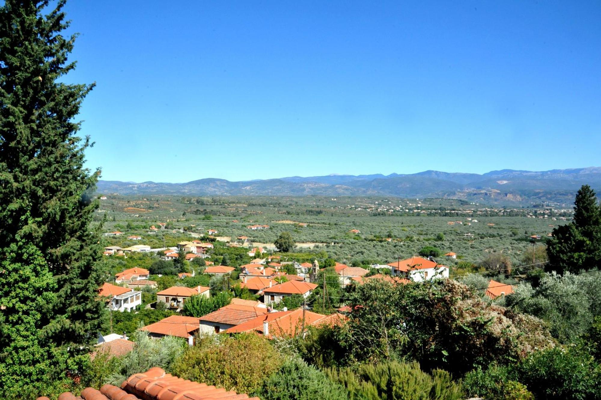Elegant Stone Mansion In Historic Mystras 아파트 외부 사진